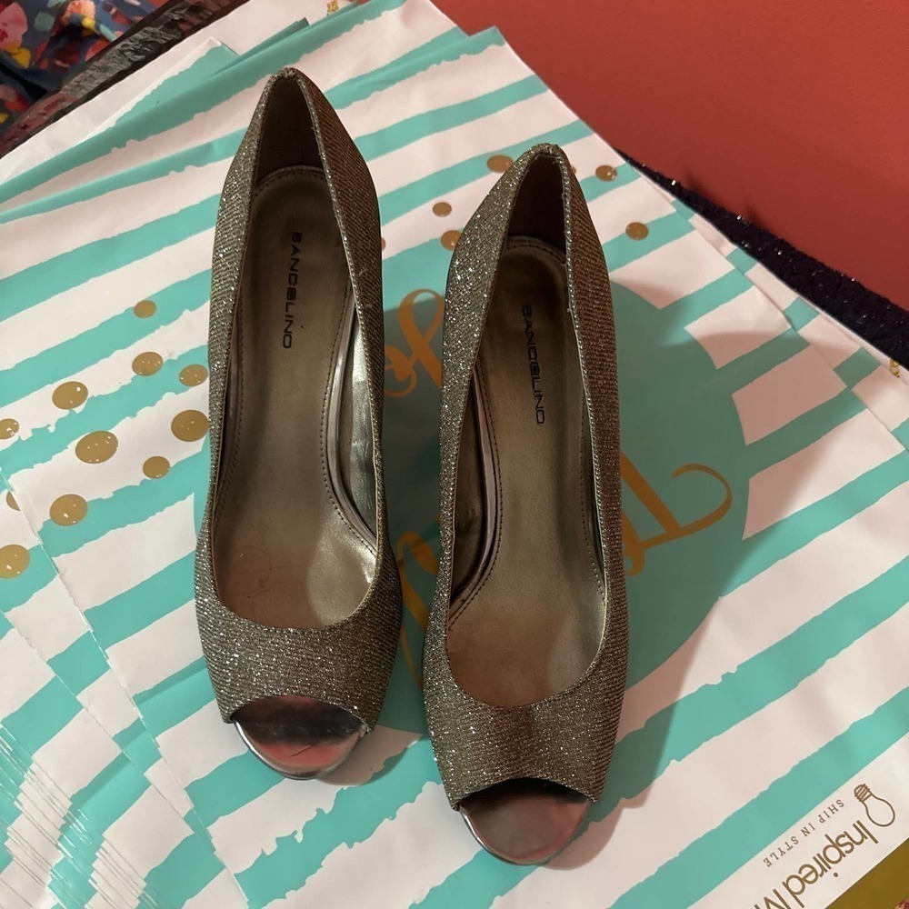 Bandolino wedges